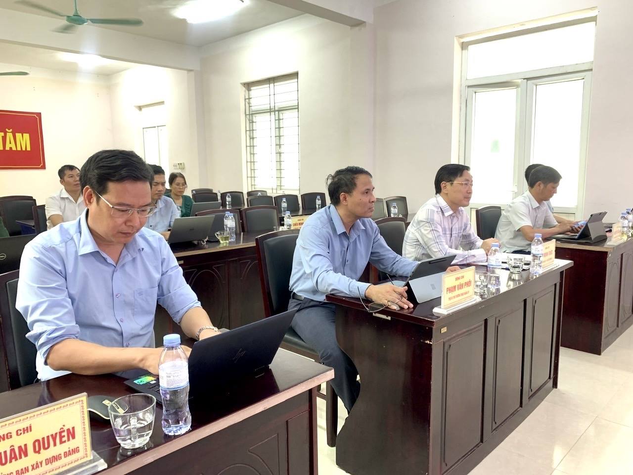 anh tin bai